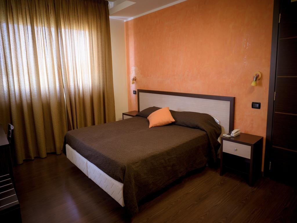 Hotel Select 4*