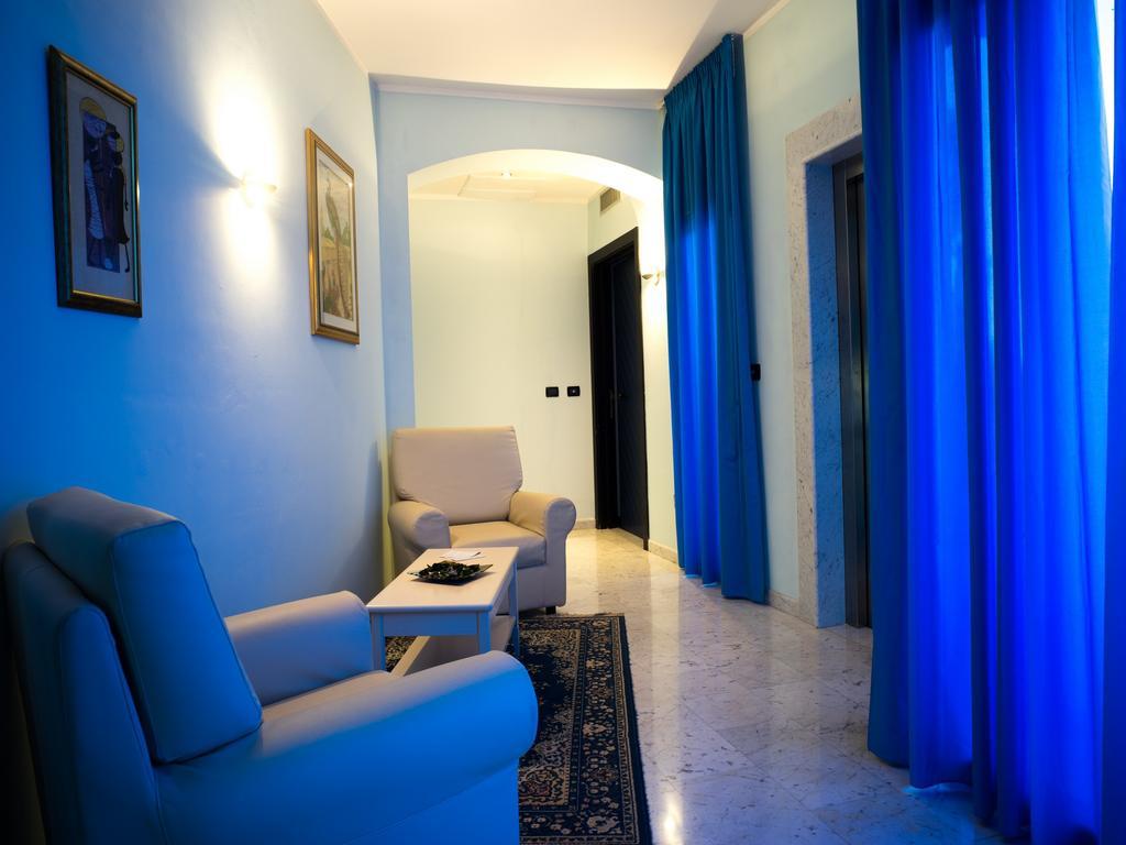 Select Hotel 4*