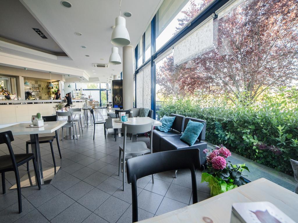 Hotel Select 4*